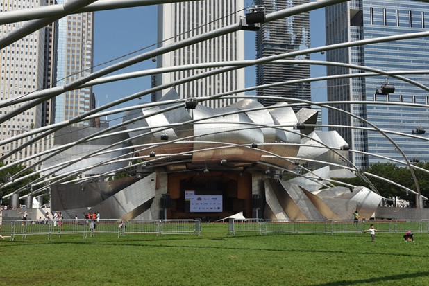 Jay Pritzker Pavilion（設計：Frank Gehry）